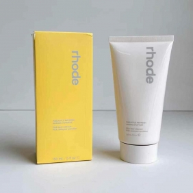 RHODE PINEAPPLE REFRESH THE DAILY CLEANSER